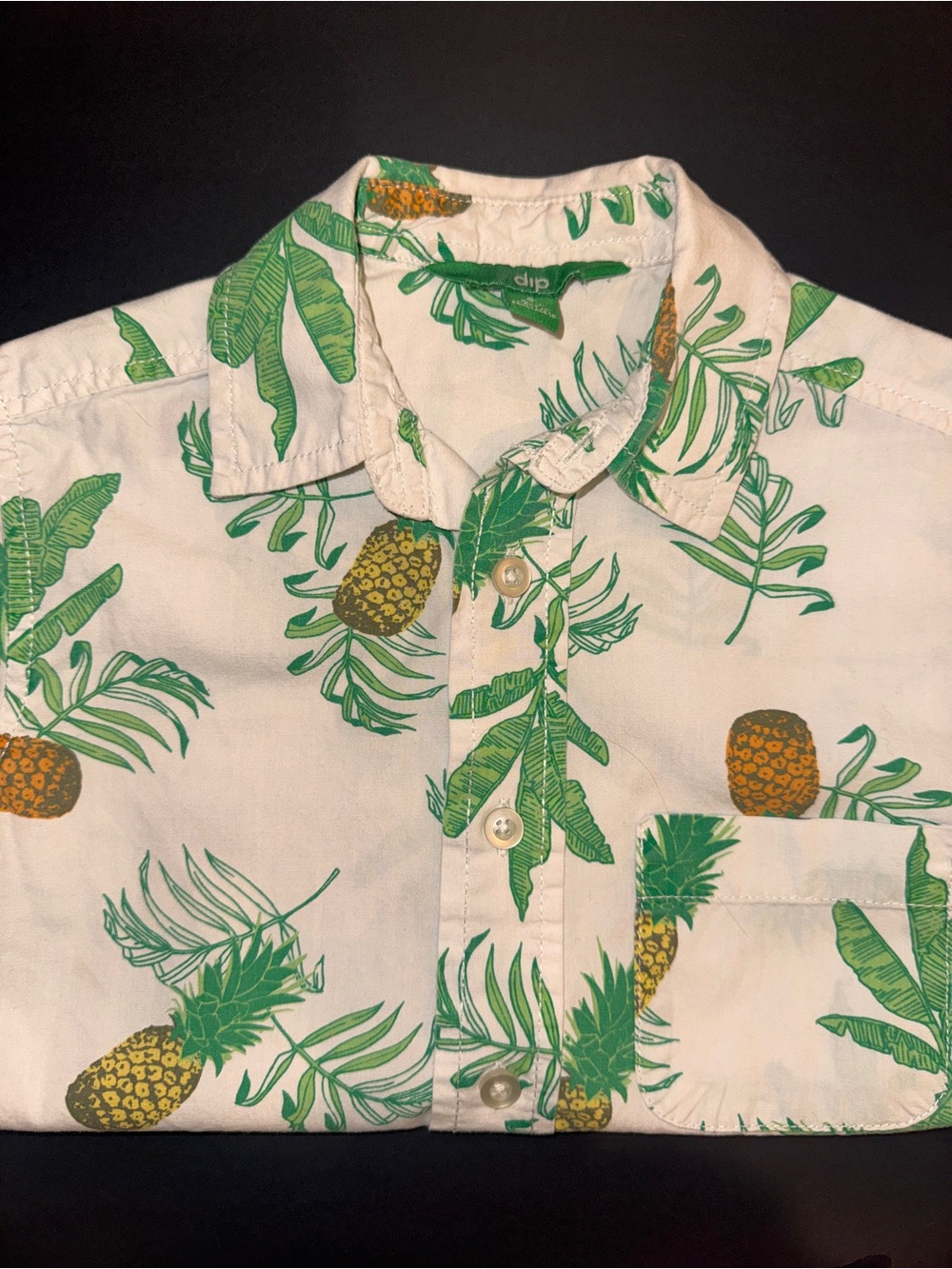 Boys Fun White Tropical Pineapple Print Short-Sleeve Shirt by dip (size 6-7)